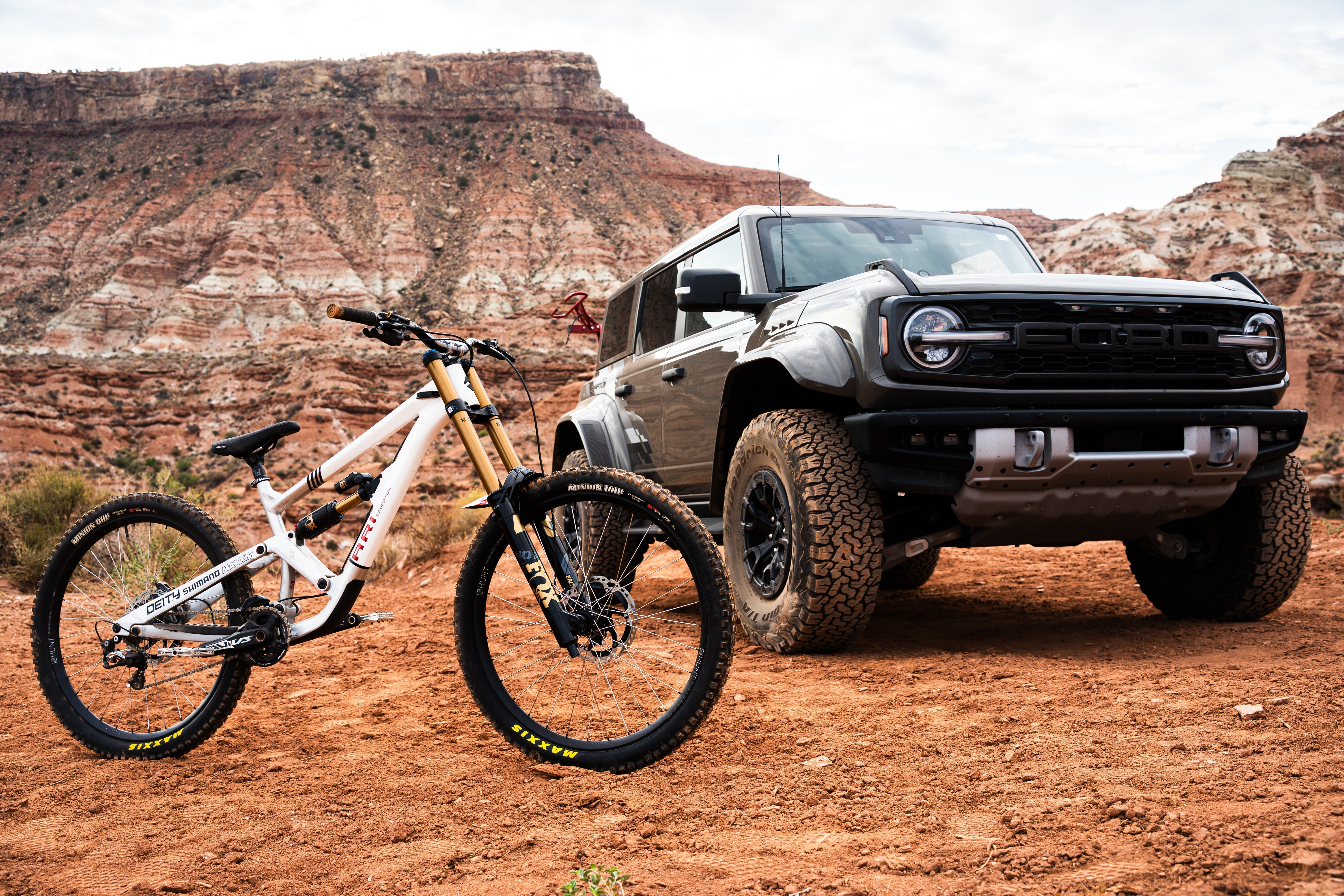 Keeping an Icon Alive: Peter Jamison's FOX Performance 2.0 Equipped 20