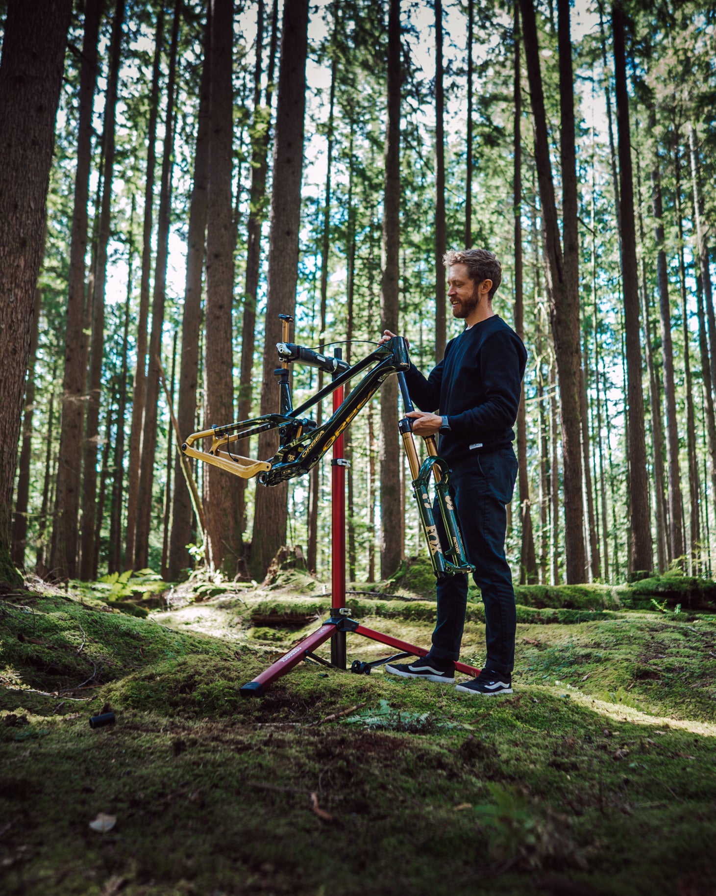 Limited Edition Racing Green 38 | For Enduro & Gravity MTB Riding